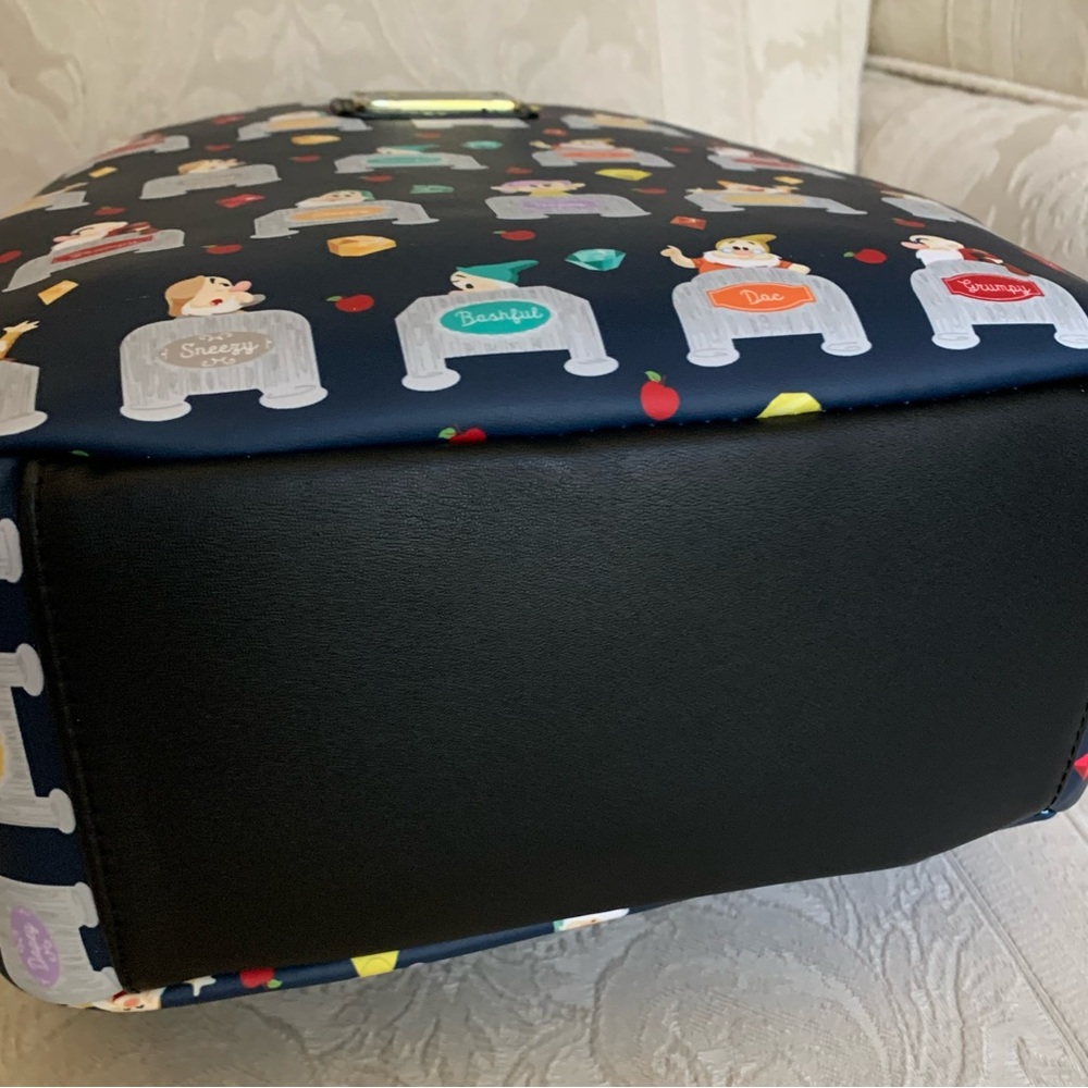 Loungefly x Disney Snow White & 7 Dwarfs Beds Backpack Shoulder Bag Purse NWT - Picture 9 of 14